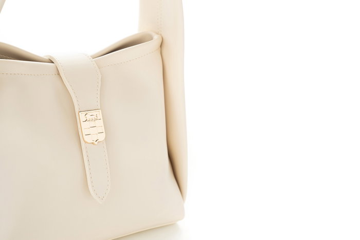 Vince Camuto Bolso Crema de Polipiel, Elegante y Versátil, 25x13x19 cm